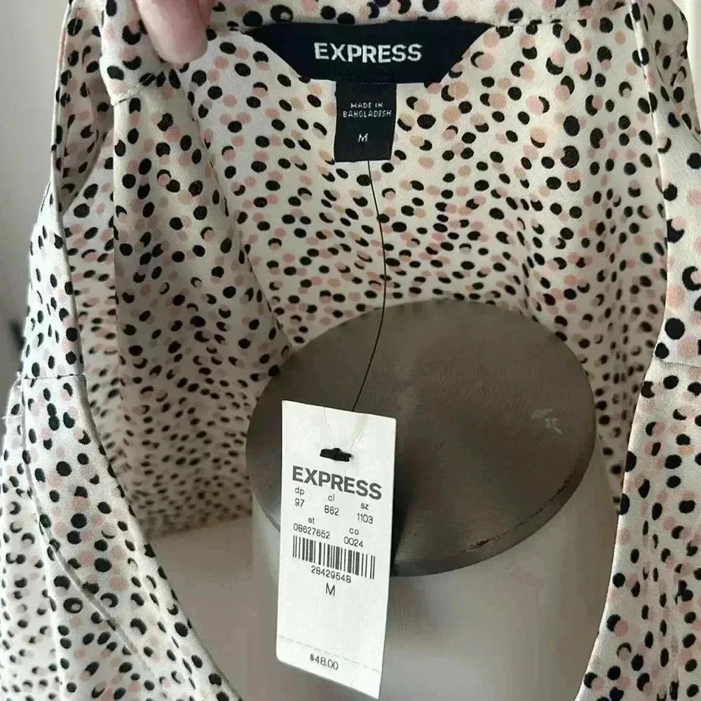 NWT size M NY&Co pink and black polka dot blouse top - Picture 4 of 6